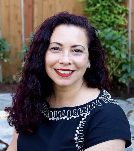 DonnaBarbaHiguera-Headshot-color .jpg